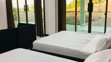 Twin Room, Balcony, Sea View | Free WiFi