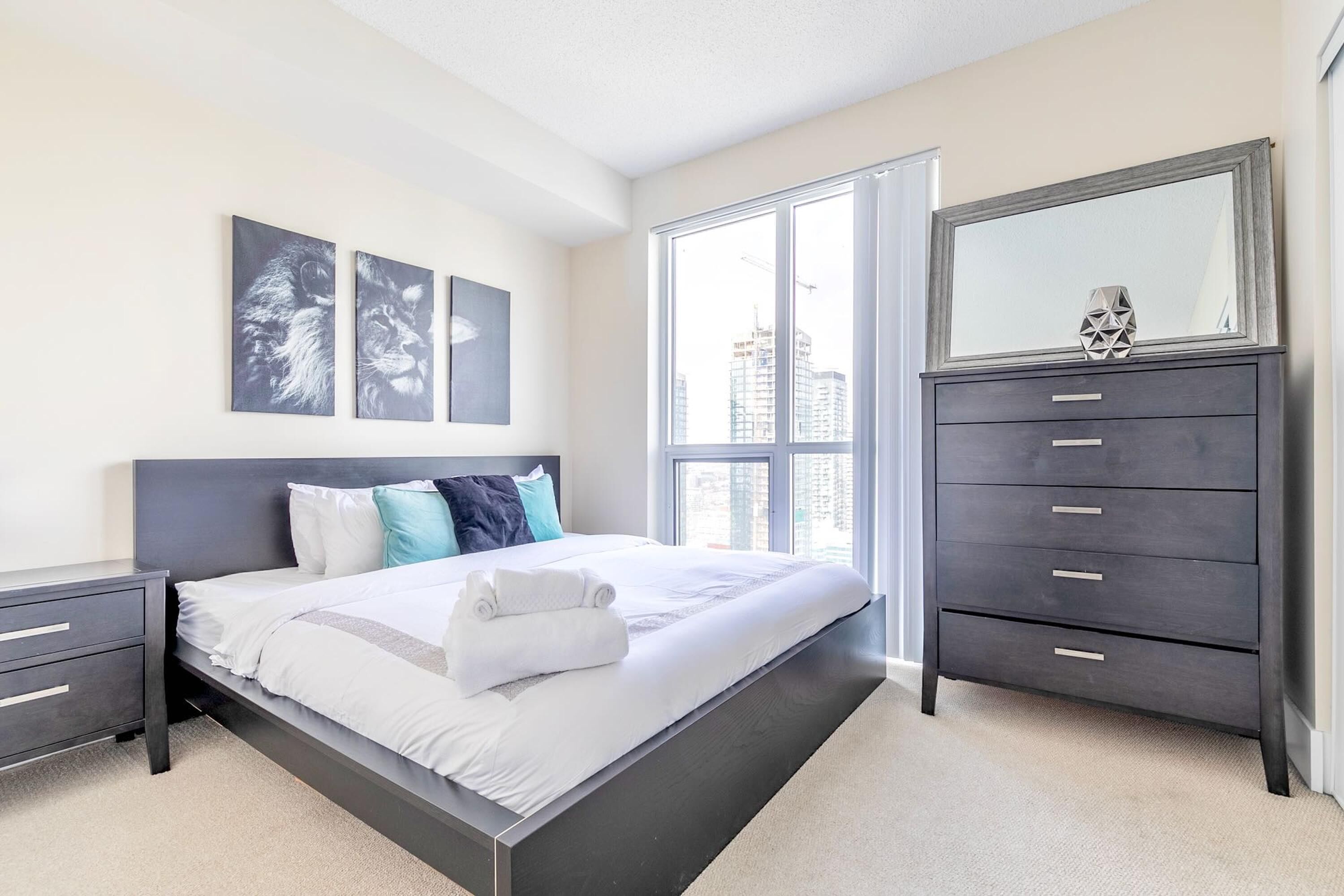 Comfort Apartment, City View | Iron/ironing board, WiFi (free), bed sheets