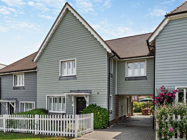 Exterior - 4 Bed in Rye- (oc-bt104) (Rye)