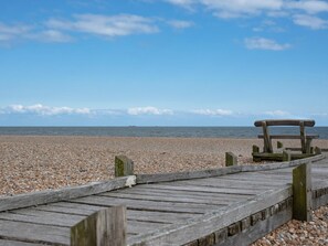Beach - 2 Bed in Dungeness (oc-bt079) (Folkestone)