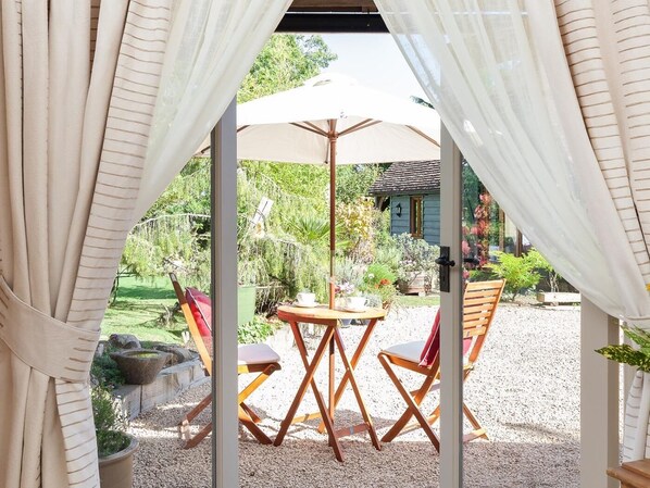 Outdoor dining - 1 Bed in Battle (oc-bt112) (Battle)