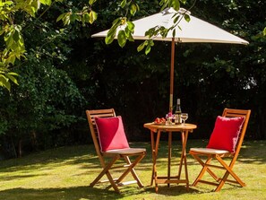 Outdoor dining - 1 Bed in Battle (oc-bt112) (Battle)