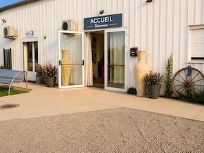 Exterior detail - Room with Shared Terrace and Wi-Fi 10 Minutes from the Sea (Mudaison)