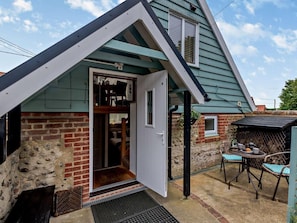 Outdoor dining - 1 Bed in North Walsham (oc-48723) (Paston)