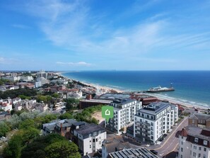Exterior - 2 Bed in Bournemouth (oc-48516) (Bournemouth)