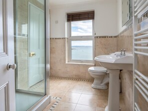 Bathroom - 4 Bed in St. Austell (oc-48109) (Mevagissey)