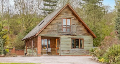 3 Bed in Worcester (oc-cc099)
