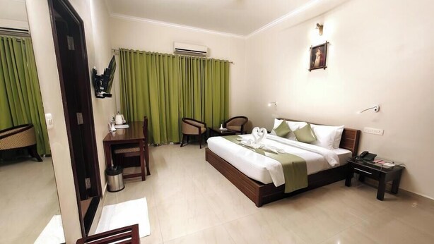 Ảnh chưa phân loại, 1 trong số 18 ảnh, nút