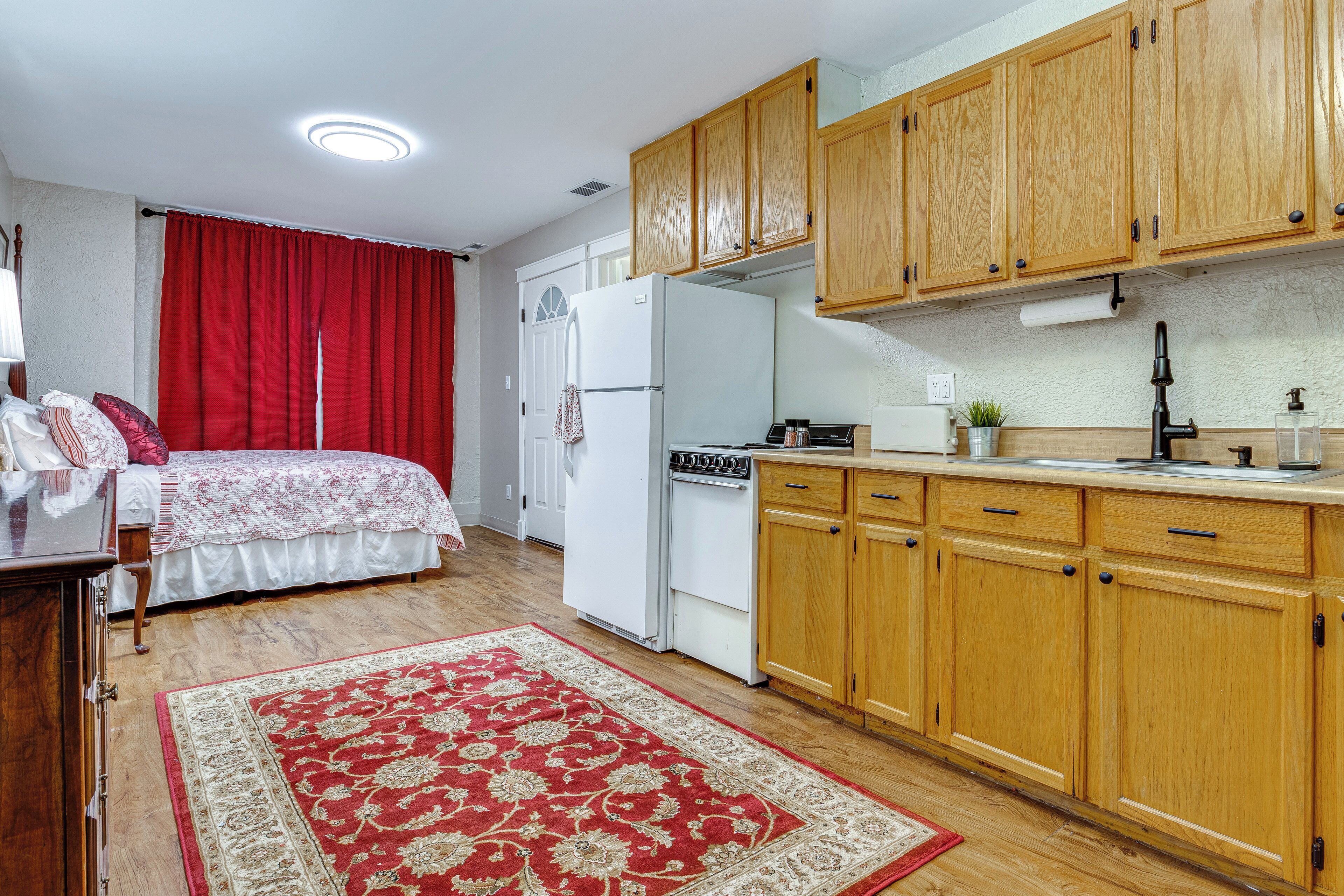 Apartment (0 Bedroom) | Front of property
