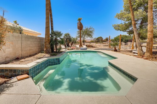 Centrally Located! Las Vegas Extended Stay w/ Pool