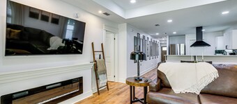 Gateway to FSU & Famu! Family-friendly Retreat