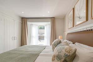 2 bedrooms, free WiFi, bed sheets - 2 Bed in Saundersfoot (oc-50535) (Saundersfoot)