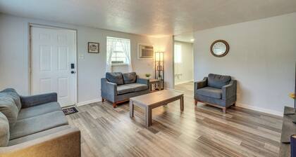 6 Mi to Dtwn: Family-friendly Knoxville Apartment