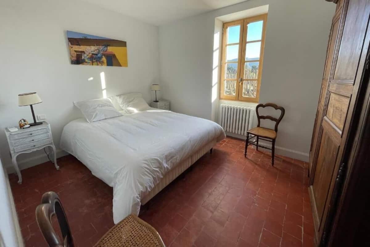 Chambre classique double, vue sur le jardin | Accès au Wi-Fi (inclus)