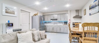 Family Fun! Quaint Seminole Home w/ Grill & Patio