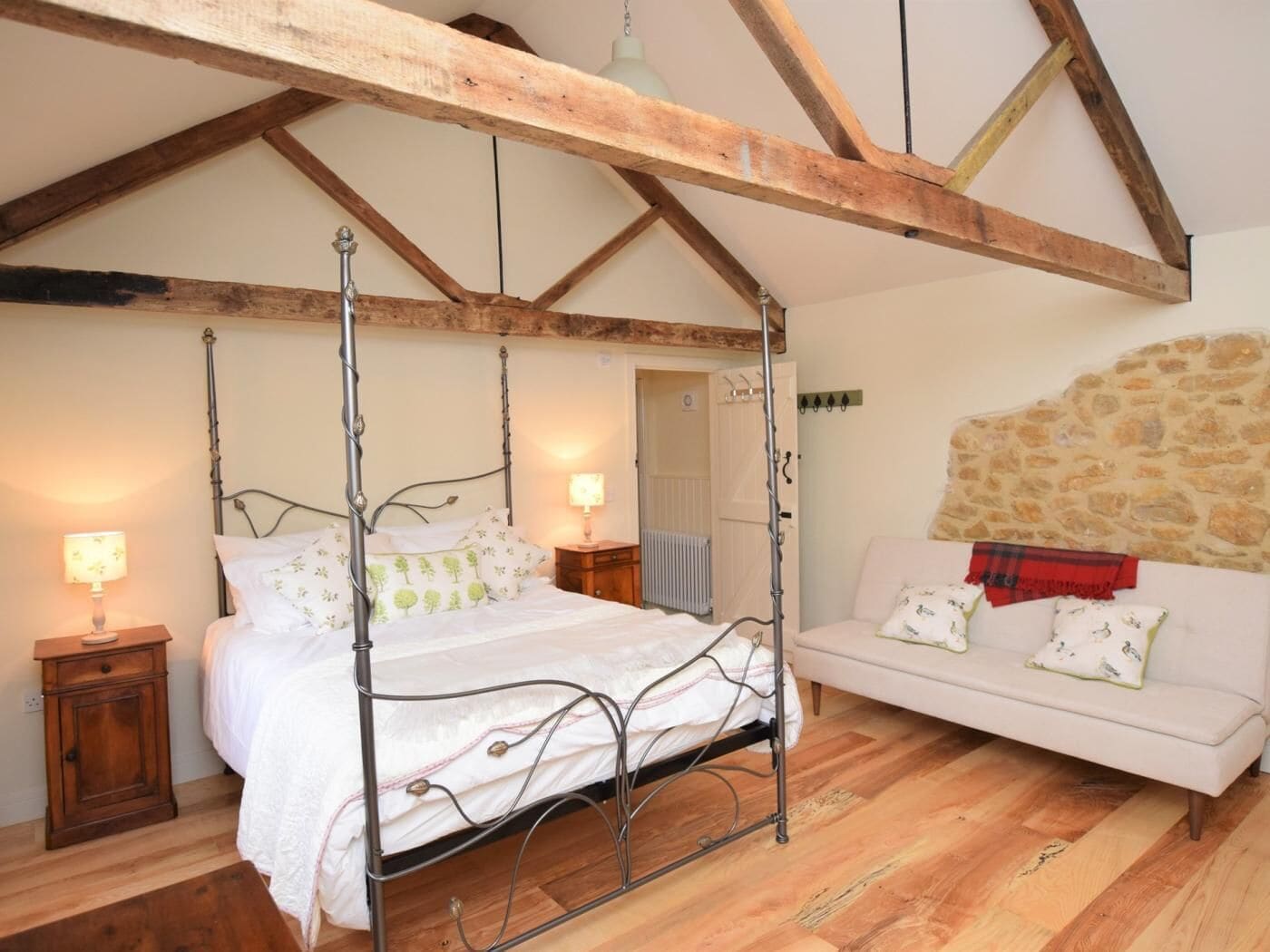 1 bedroom, travel crib, WiFi (free), bed sheets