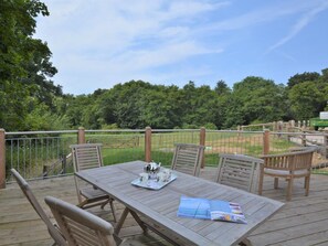 Outdoor dining - 1 Bed in Stoke Abbott (oc-50885) (Stoke Abbott)