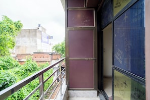 Unclassified image, 5 of 43, button - The Hobohomes Varanasi - Hostel & Private Rooms Near Sarnath (Varanasi)