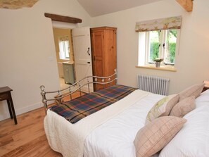 Travel cot, free WiFi, bed sheets - 2 Bed in Stoke Abbott (oc-50884) (Stoke Abbott)