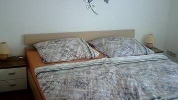 2 Schlafzimmer, Bügeleisen/Bügelbrett, WLAN, Bettwäsche