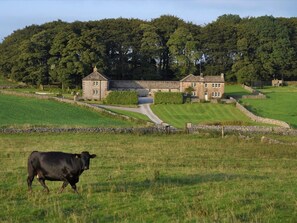 Exterior - 2 Bed in Buxton (oc-skn28) (Earl Sterndale)