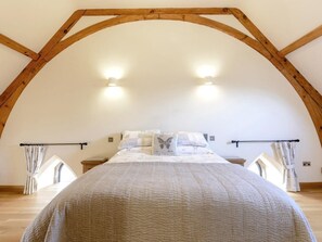 3 Schlafzimmer, Reisekinderbett, kostenloses WLAN, Bettwäsche