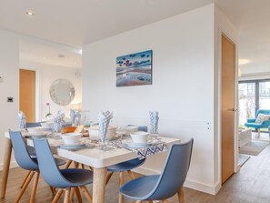 Dining - 3 Bed in Bideford (oc-52930) (Northam)