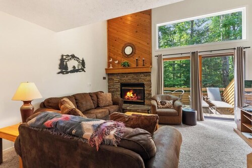 Trout Creek 106- Located in the heart of Trout Creek.