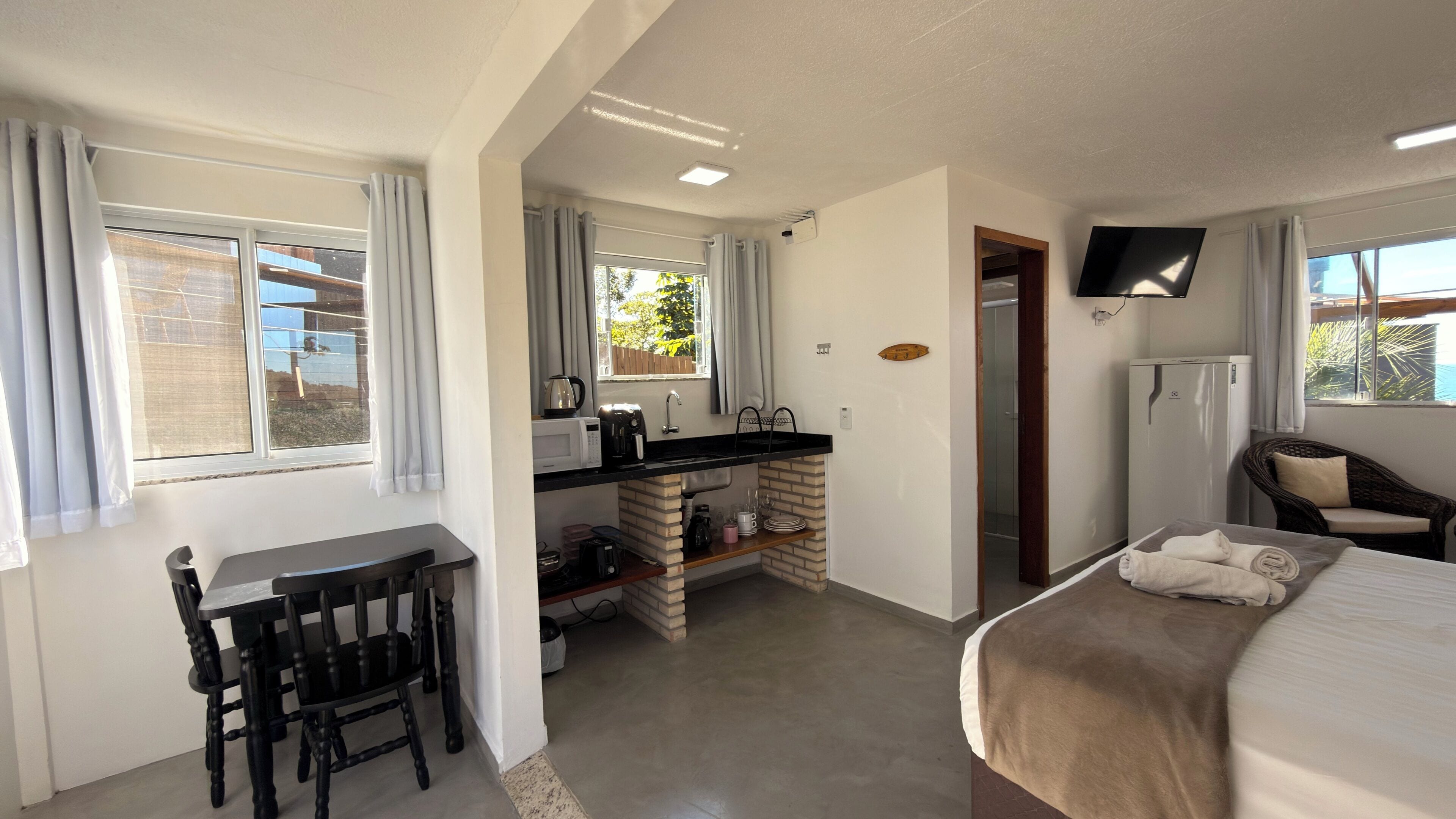 Apartamento clásico, vistas parciales al mar