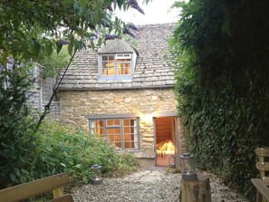 Terrace/patio - 1 Bed in Moreton-in-marsh (oc-52674) (Longborough)