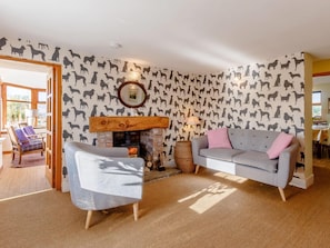 Fernseher, Kamin