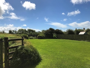 Property grounds - 2 Bed in Bude (oc-53601) (Launcells)