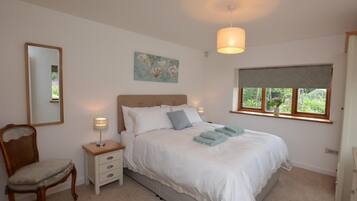1 bedroom, WiFi (free), bed sheets