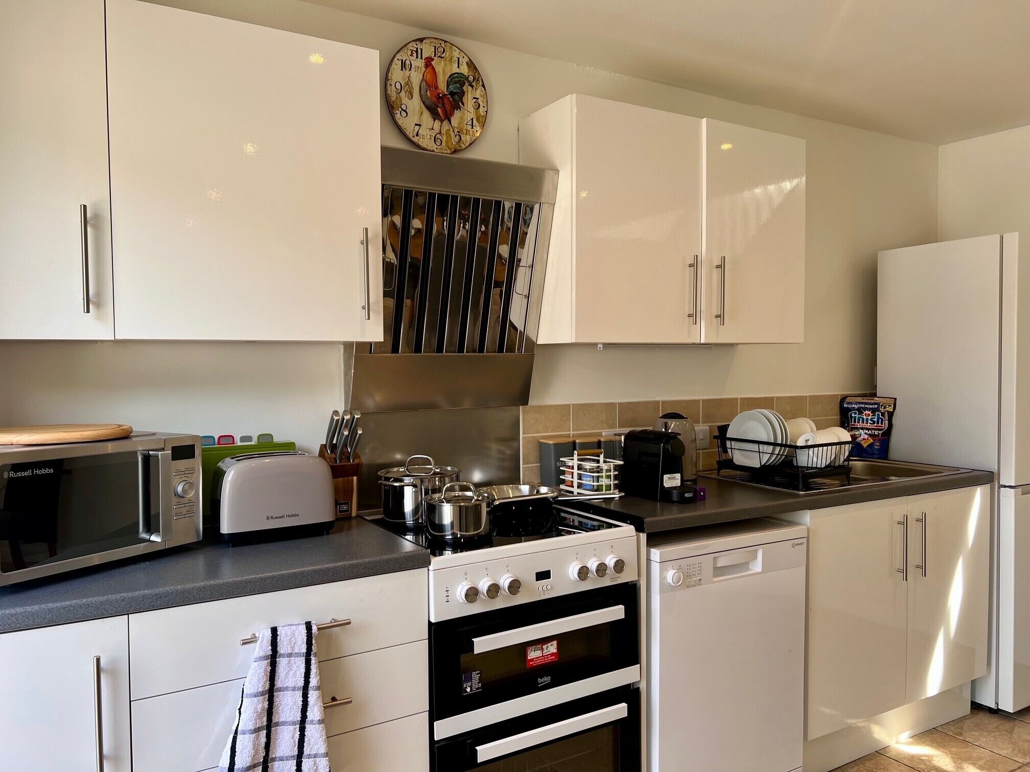 House, 1 Bedroom (Selden Lodge) | Private kitchen | Fridge, cookware/dishes/utensils