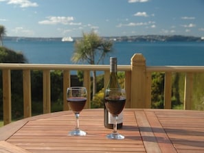 Outdoor dining - 3 Bed in Brixham (oc-bx007) (Brixham)