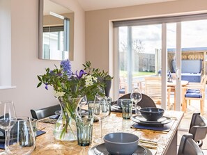 Dining - 4 Bed in Bideford (oc-54448) (Appledore)
