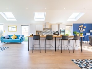 Private kitchen - 4 Bed in Bideford (oc-54448) (Appledore)