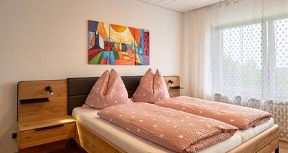 Apartment “Vacation in Schönwald” Mountain View, Balcony, Wi-Fi, Bright, High-Quality Amenities