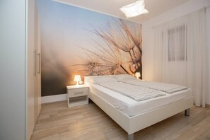 2 Schlafzimmer, Bügeleisen/Bügelbrett, Reisekinderbett, kostenloses WLAN