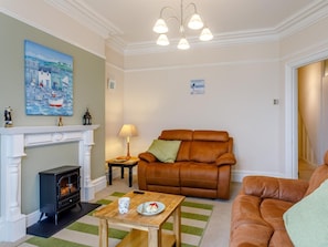 TV - 1 Bed in Brixham (oc-bx031) (Brixham)