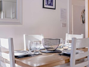 Dining - 2 Bed in Brixham (oc-bx078) (Brixham)