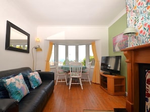 TV - 2 Bed in Brixham (oc-bx071) (Brixham)
