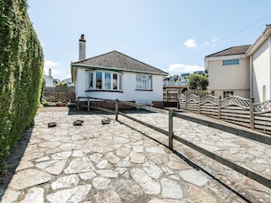 Property grounds - 2 Bed in Brixham (oc-bx071) (Brixham)