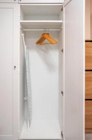 Interior - Beautiful studio apartment in Alicante, 7 minutes from downtown (Alicante)