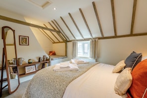 1 bedroom, travel crib, WiFi (free), bed sheets - 1 Bed in Evesham (oc-55177) (Bretforton)