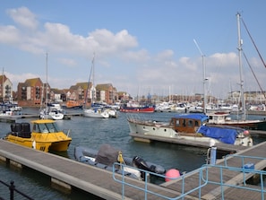 Marina - 2 Bed in Eastbourne (oc-ehc14) (Eastbourne)