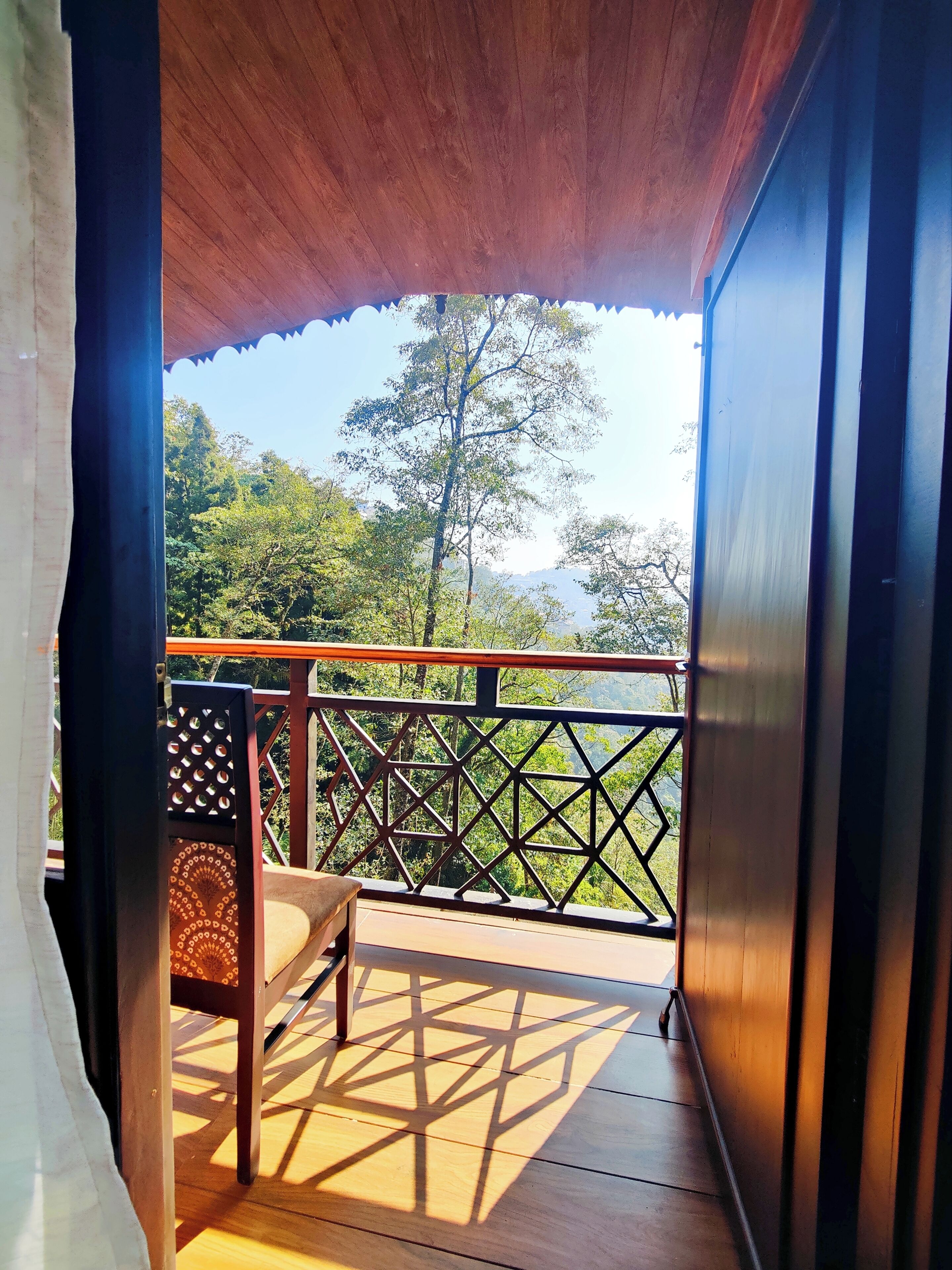 Luxury Double Room, Balcony, Mountain View | Interior