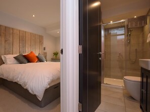 Bathroom - 1 Bed in Skipton (oc-55855) (Skipton)