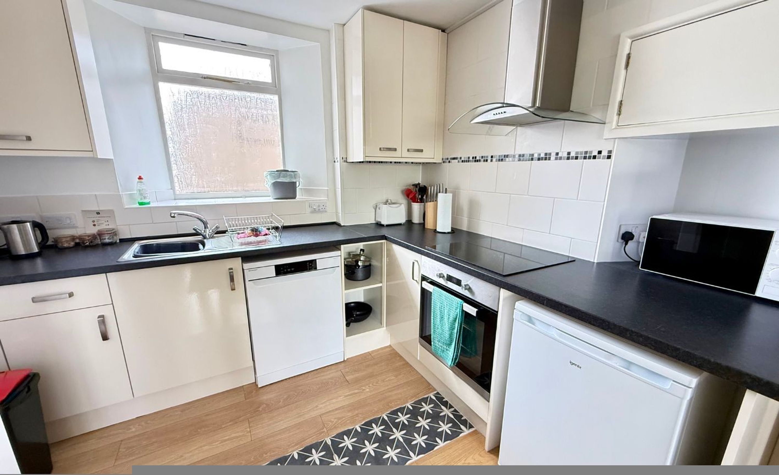 House | 1 bedroom