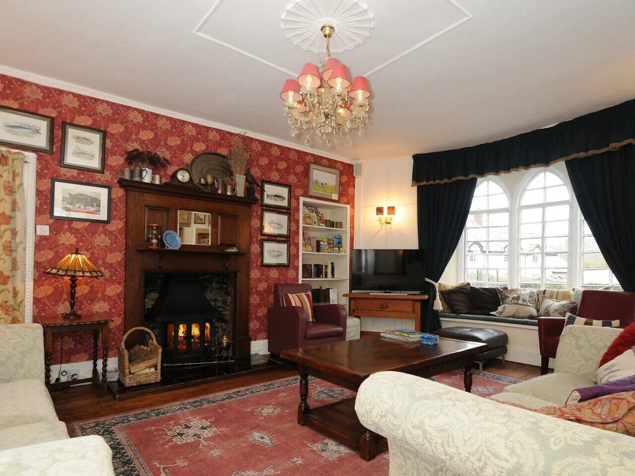 4 bedrooms